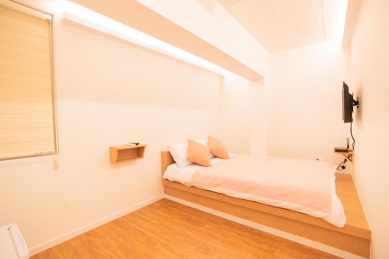 Huayuanhouse Hq In Hongdae Hotel Seoul Luaran gambar